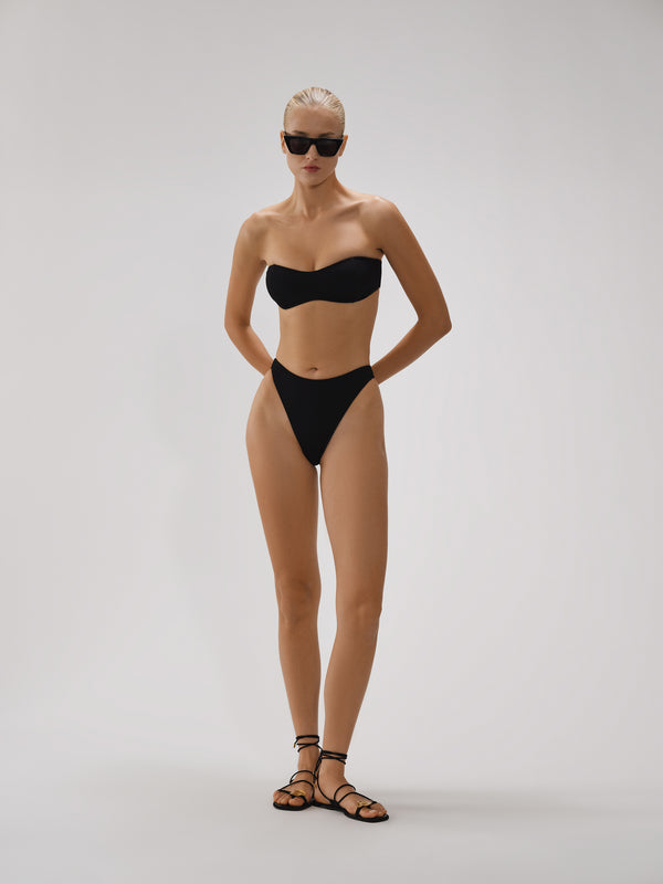 Bridgette Strapless Top With Boning In Crinkle